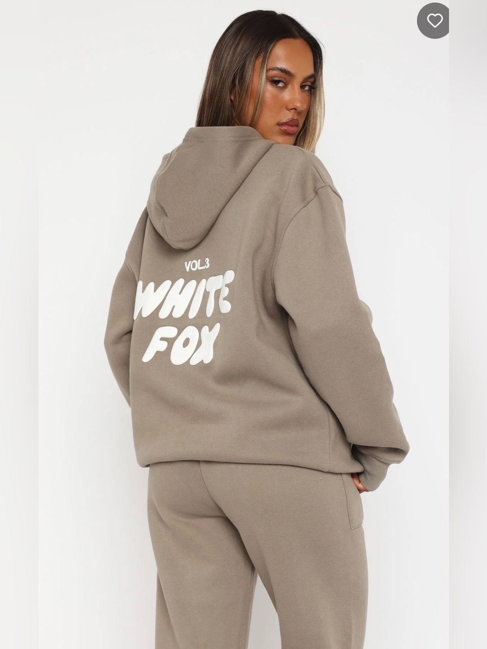 White Fox Offstage Hoodie Vol.3 Pullover